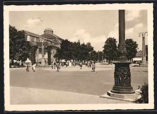 AK München, 6. Deutsche Handwerksmesse 1954, Ausstellungspark mit Besuchern