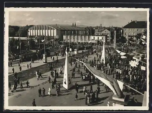 AK Basel, Schweizer Mustermesse, Blick auf die Halle VIII