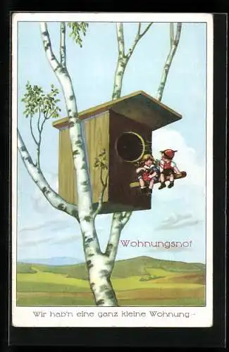 AK Kinderpärchen wohnt im Vogelnistkasten, Wohnungsnot