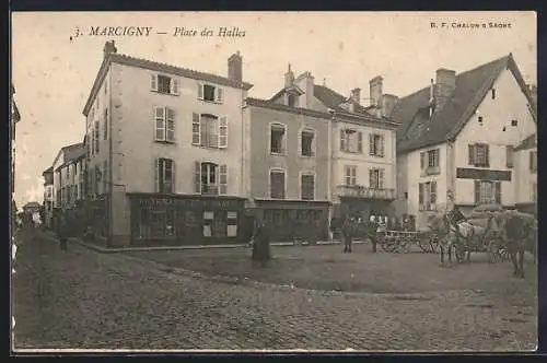 AK Marcigny, Place des Halles avec pharmacie et charrette à cheval