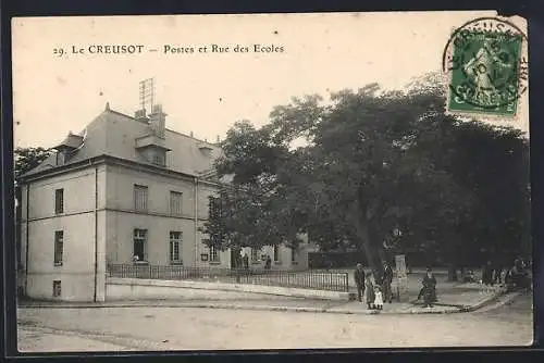 AK Le Creusot, Postes et Rue des Écoles