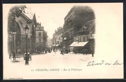 AK Chalon-sur-Saône, Rue de l`Oblique animée avec passants et bâtiments historiques