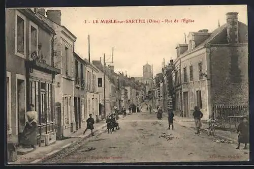 AK Le Mesle-sur-Sarthe, Rue de l`Eglise