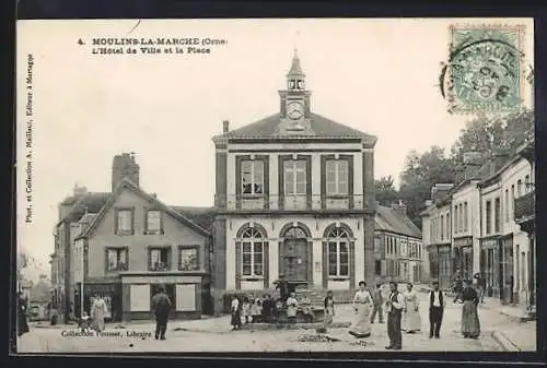 AK Moulins-la-Marche, L`Hotel de Ville et la Place