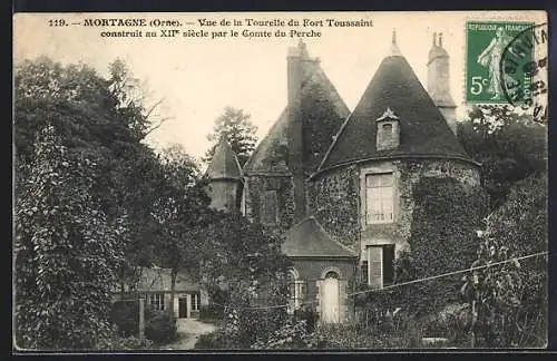 AK Mortagne, Vue de la Tourelle du Fort Toussaint du XIII? siècle par le Comte du Perche