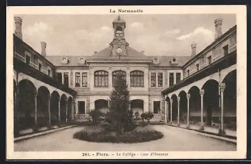 AK Flers, Le Collège, Cour d`Honneur