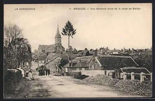 AK Briouze, Vue generale prise de la route de Bellou