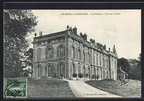 AK Le Bourg-St-Léonard, Le Château, Vue sur le Parc