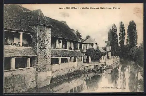 AK Argentan, Vieilles Maisons à Galeries sur l`Orne