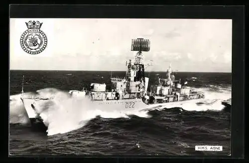 AK Kriegsschiff HMS Aisne auf stürmischer See