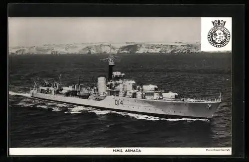 AK Kriegsschiff HMS Armada D14 nahe der Küste