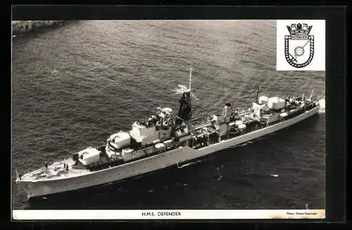 AK Kriegsschiff HMS Defender naher der Küste aus der Vogelschau