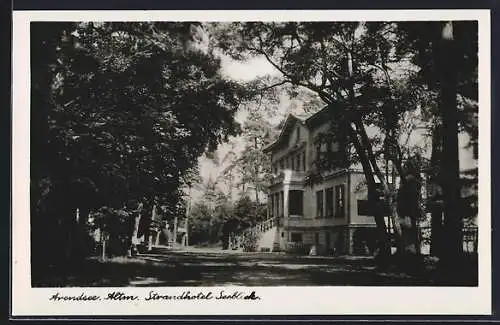 AK Arendsee / Altmark, Strasse mit Strandhotel Seeblick