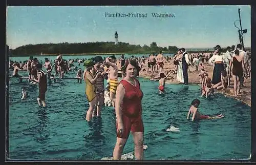 AK Berlin-Wannsee, Badegäste im Familien-Freibad