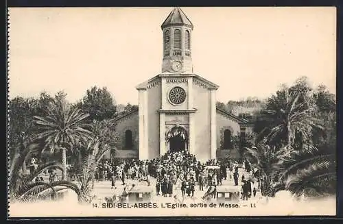 AK Sidi-Bel-Abbès, L`Eglise, sortie de Messe