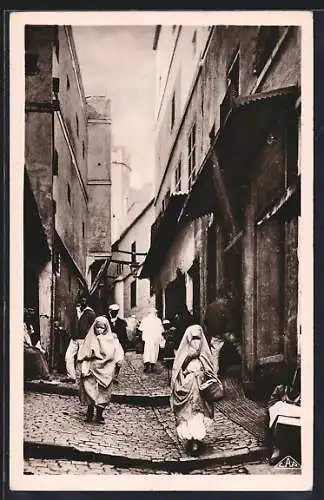 AK Alger, Une rue de la Casbah