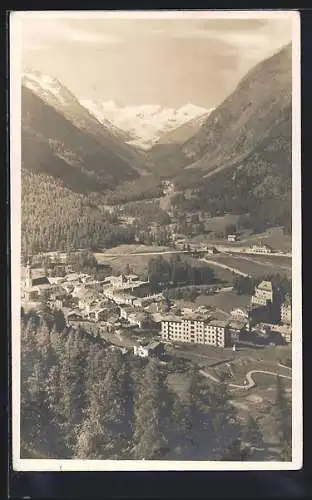 AK Pontresina, Ortsansicht mit Bergpanorama