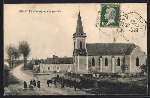 AK Louailles, Vue générale de l`église et du village