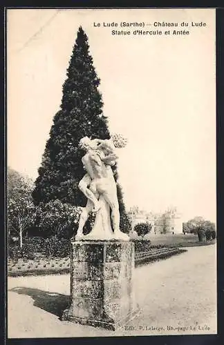 AK Le Lude, Château du Lude, Statue d`Hercule et Antée