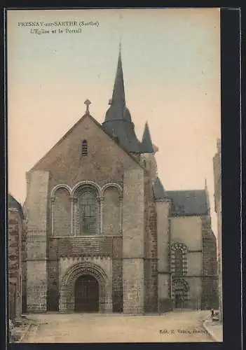 AK Fresnay-sur-Sarthe, L`Église et le Portail