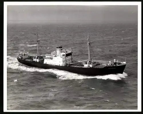 Fotografie Frachtschiff / Frachter Naumburg bei voller Fahrt, Grossformat 25 x 20cm