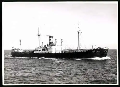 Fotografie Frachtschiff / Frachter Ursula Bock auf See