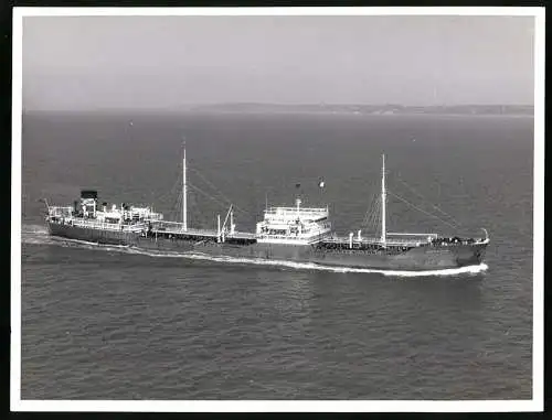 Fotografie Tankschiff British Flag vor der englischen Küste