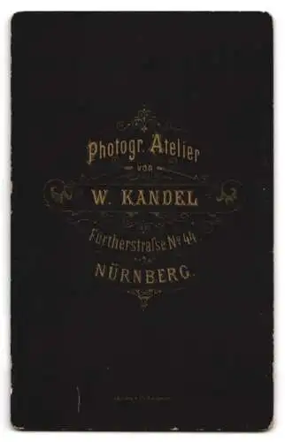 Fotografie W. Kandel, Nürnberg, Fürtherstrasse 44, Portrait eines jungen Mannes