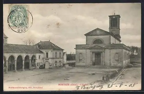 AK Mortrée, L`église et la place centrale