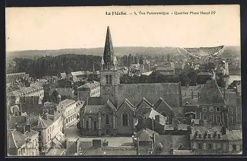 AK La Flèche, Quartier Place Henri IV, Vue Panroamique