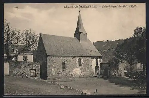 AK Saint-Léonard-des-Bois, L`Église