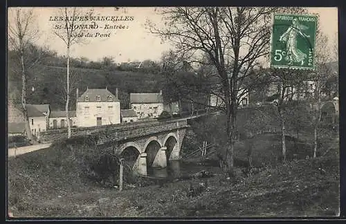 AK St-Léonard, Entrée, Côté du Pont