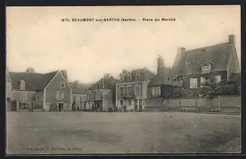 AK Beaumont-sur-Sarthe, Place du Marché