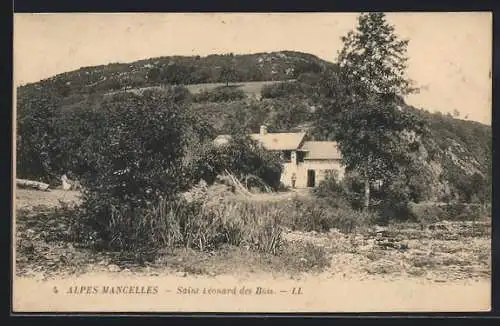 AK Saint-Léonard-des-Bois, Panorama