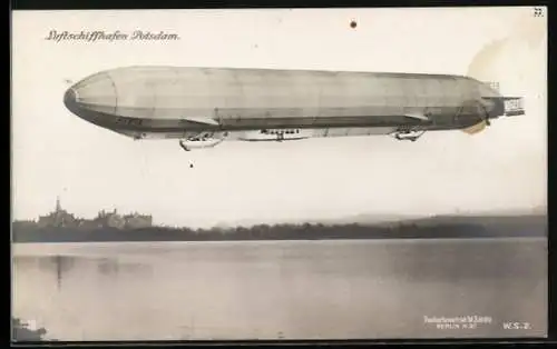 Foto-AK Sanke Nr. 37: Potsdam, Zeppelin am Luftschiffhafen