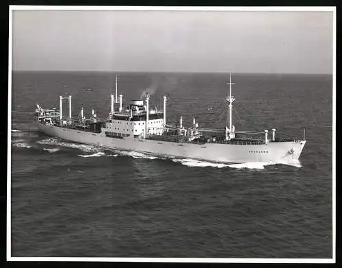 Fotografie Frachtschiff / Frachter Vegaland auf hoher See