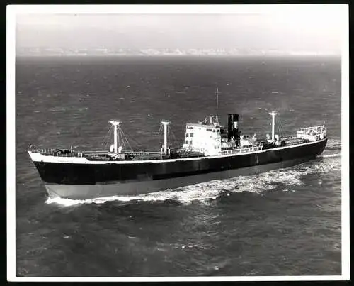 Fotografie Frachtschiff / Frachter Redcate fährt mit leichter Ladung, Grossformat 25 x 20cm