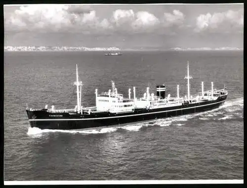 Fotografie Frachtschiff / Frachter Tourcoing vor der Kanalküste von England