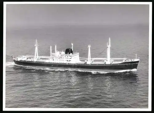 Fotografie Frachtschiff / Frachter Yang-Tse auf See