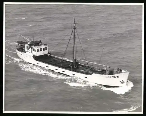 Fotografie Frachtschiff / Frachter Irene-5 in Fahrt