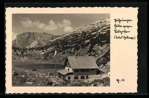 AK Pühringerhütte, Ansicht gegen Bergsee und Berge