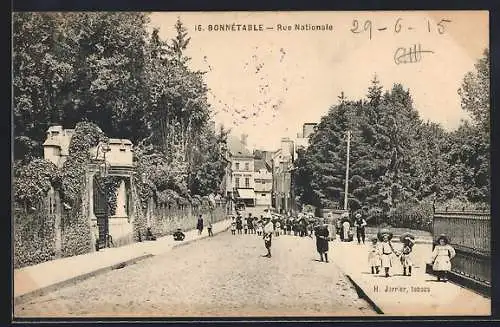 AK Bonnétable, Rue Nationale animée avec enfants et passants