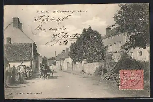 AK Avézé, Rue Principale, partie haute avec scène de rue et cheval