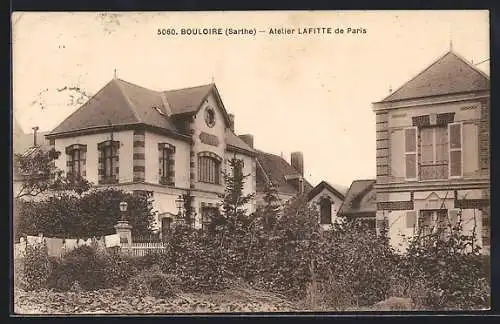 AK Bouloire, Vue de l`école et des bâtiments environnants