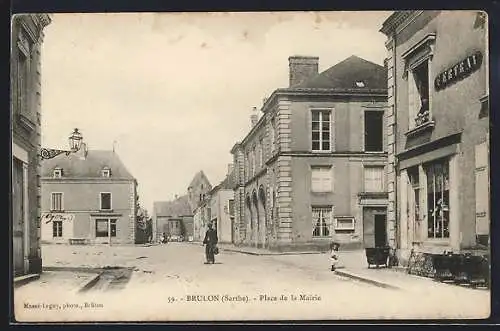 AK Brulon, Place de la Mairie