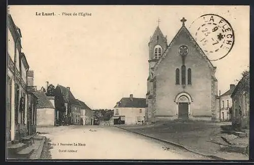 AK Le Luart, Place de l`Église avec vue sur la rue principale