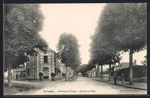 AK Le Lude, Boulevard Fisson, Entrée en Ville