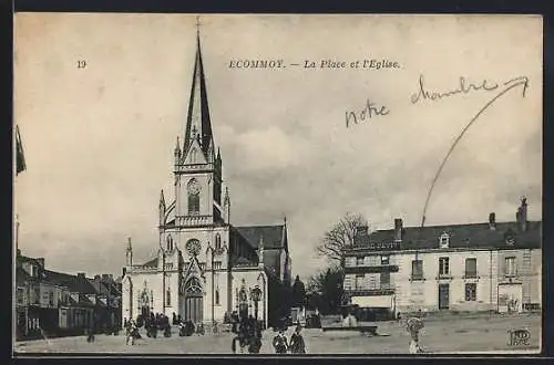AK Écommoy, La Place et l`Église