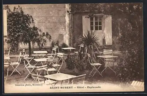 AK Saint-Hubert, Hôtel, Esplanade