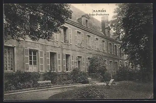 AK Mamers, Sous-Préfecture et jardin paisible